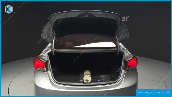 HYUNDAI ELANTRA (AVANTE) 1.6 GDI SMART