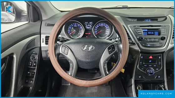 HYUNDAI ELANTRA (AVANTE) 1.6 GDI SMART