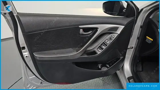 HYUNDAI ELANTRA (AVANTE) 1.6 GDI SMART