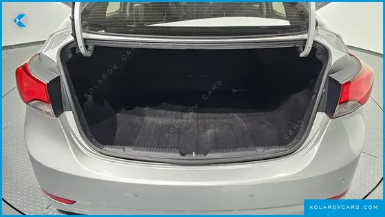 HYUNDAI ELANTRA (AVANTE) 1.6 GDI SMART