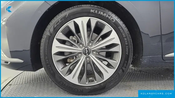 KIA K8 SIGNATURE