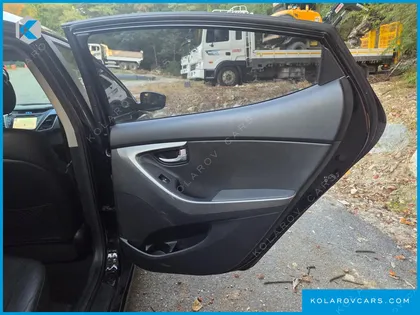 HYUNDAI ELANTRA (AVANTE) 1.6 GDI 10 MILLION LIMITED