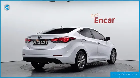 HYUNDAI ELANTRA (AVANTE) 1.6 GDI SMART