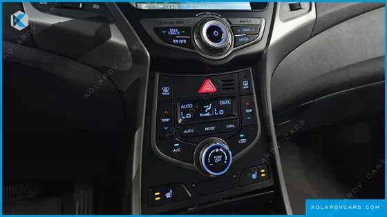 HYUNDAI ELANTRA (AVANTE) 1.6 GDI SMART