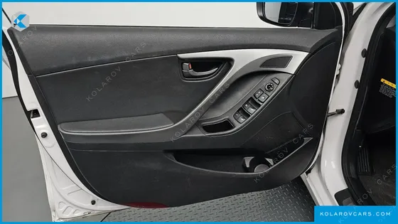 HYUNDAI ELANTRA (AVANTE) 1.6 GDI SMART