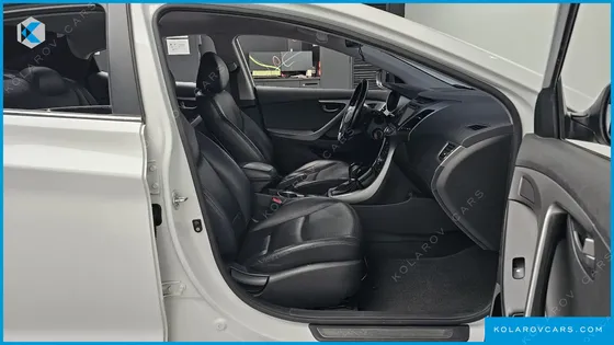 HYUNDAI ELANTRA (AVANTE) 1.6 GDI SMART