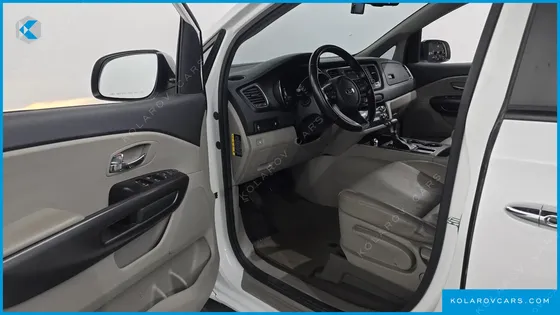 KIA CARNIVAL 9-SEATER LUXURY