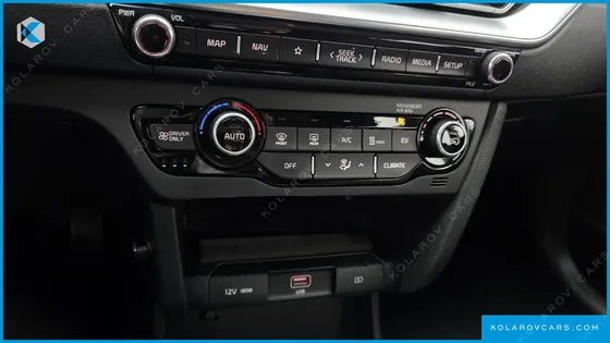 KIA NIRO TAXI