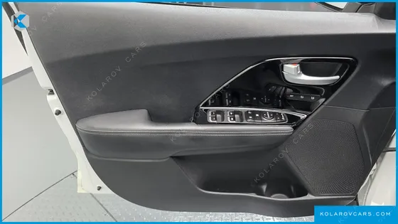 KIA NIRO TAXI
