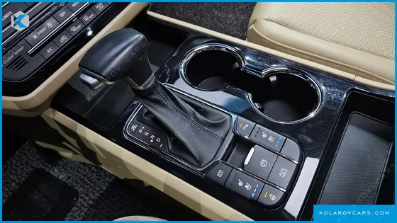 KIA CARNIVAL 9-SEATER PRSTIGE