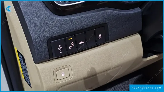 KIA CARNIVAL 9-SEATER PRSTIGE
