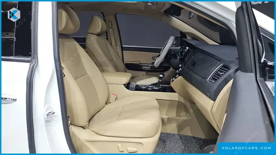 KIA CARNIVAL 9-SEATER PRSTIGE