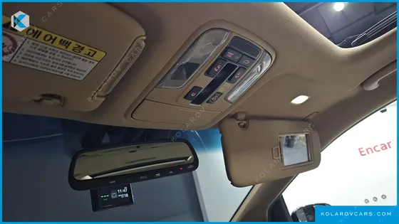 KIA CARNIVAL 9-SEATER PRSTIGE