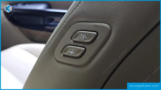 KIA CARNIVAL 9-SEATER PRSTIGE
