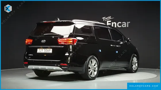KIA CARNIVAL 9-SEATER PRSTIGE