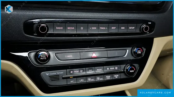 KIA CARNIVAL 9-SEATER PRSTIGE