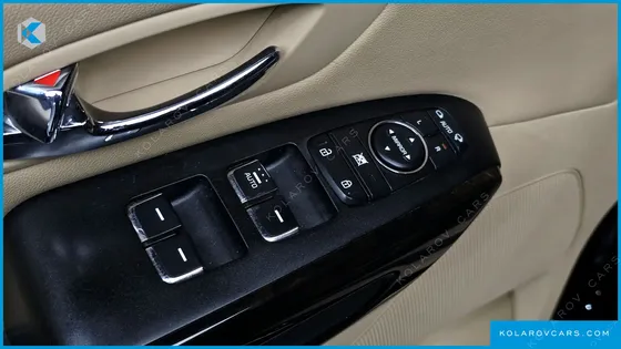 KIA CARNIVAL 9-SEATER PRSTIGE