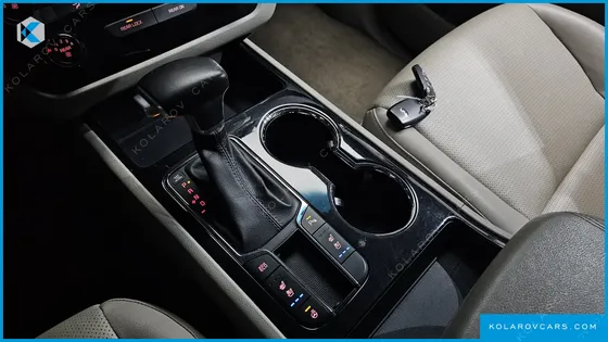 KIA CARNIVAL 11-SEATER PRESTIGE