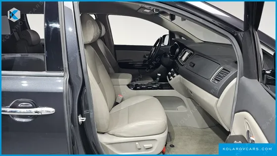 KIA CARNIVAL 11-SEATER PRESTIGE