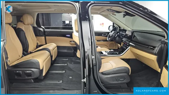 KIA CARNIVAL GASOLINE 7-SEATER SIGNATURE