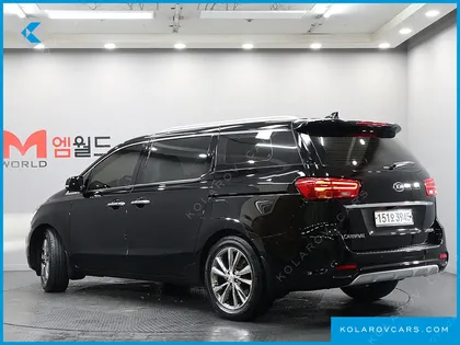 KIA CARNIVAL GASOLINE 7-SEATER LIMOUSINE