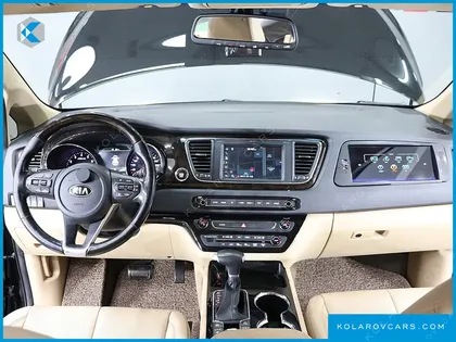 KIA CARNIVAL GASOLINE 7-SEATER LIMOUSINE