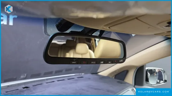 KIA CARNIVAL 9-SEATER NOBLESSE
