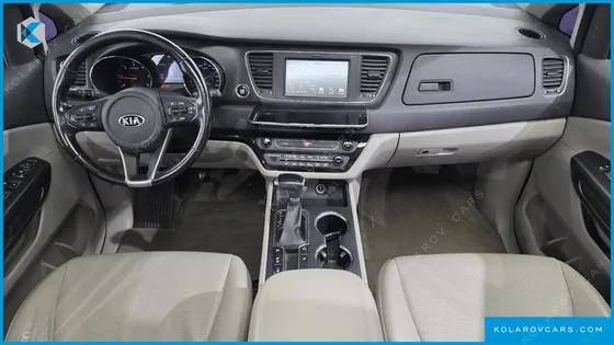 KIA CARNIVAL 9-SEATER LUXURY