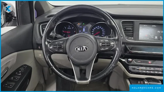 KIA CARNIVAL 9-SEATER LUXURY