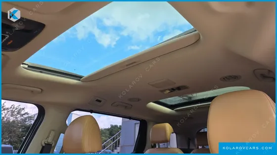 KIA CARNIVAL DIESEL 9-SEATER SIGNATURE