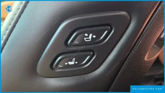 KIA CARNIVAL DIESEL 9-SEATER SIGNATURE