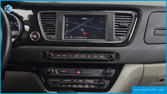 KIA CARNIVAL 9-SEATER NOBLESSE