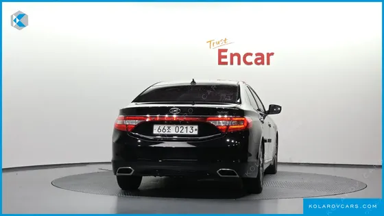 HYUNDAI GRANDEUR PREMIUM COLLECTION