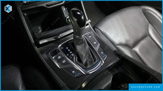 HYUNDAI GRANDEUR PREMIUM COLLECTION