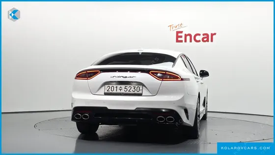 KIA STINGER 2.0 TURBO 2WD