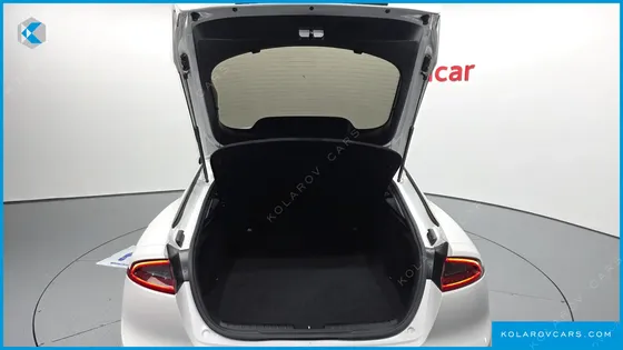 KIA STINGER 2.0 TURBO 2WD