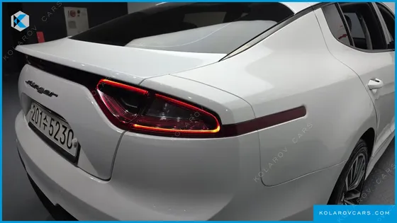 KIA STINGER 2.0 TURBO 2WD