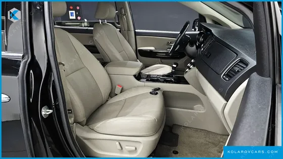 KIA CARNIVAL 9-SEATER PRSTIGE