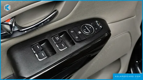 KIA CARNIVAL 9-SEATER PRSTIGE