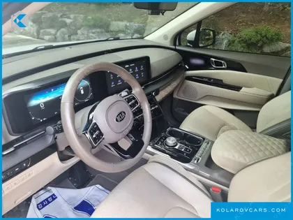 KIA CARNIVAL DIESEL 7-SEATER SIGNATURE