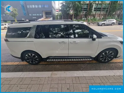 KIA CARNIVAL DIESEL 7-SEATER SIGNATURE