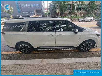 KIA CARNIVAL DIESEL 7-SEATER SIGNATURE