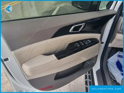 KIA CARNIVAL DIESEL 7-SEATER SIGNATURE