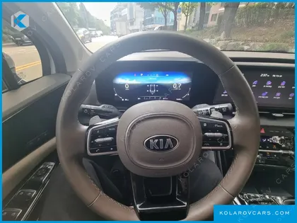 KIA CARNIVAL DIESEL 7-SEATER SIGNATURE