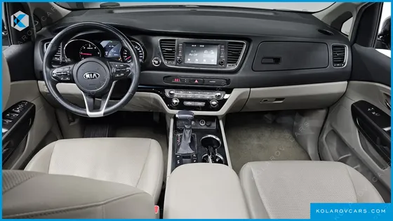 KIA CARNIVAL 9-SEATER LUXURY