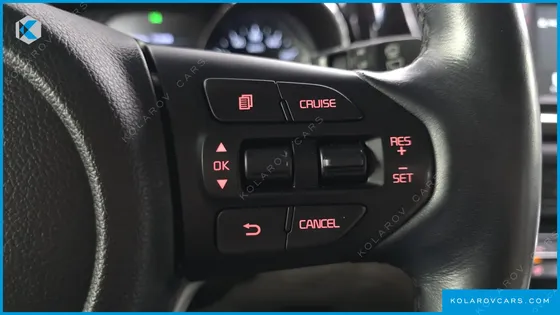 KIA CARNIVAL 11-SEATER PRESTIGE