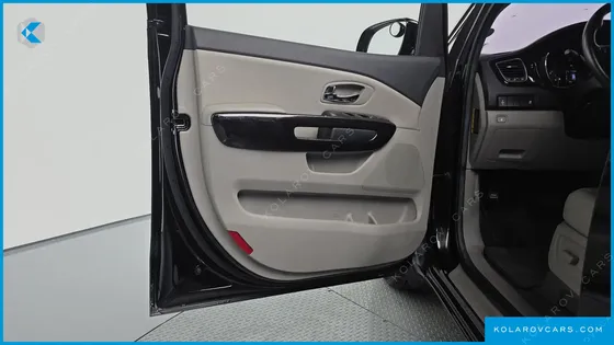 KIA CARNIVAL 11-SEATER PRESTIGE