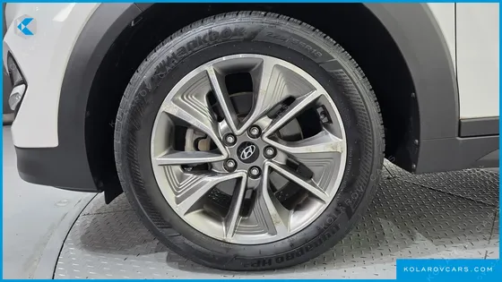 HYUNDAI TUCSON DIESEL 1.7 2WD
