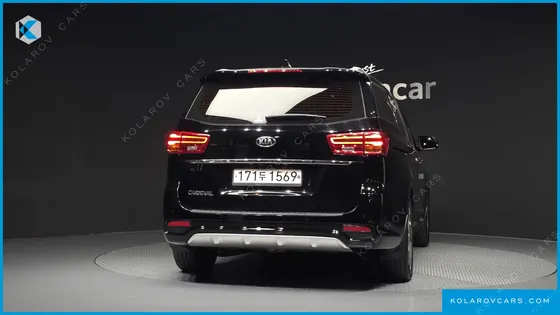 KIA CARNIVAL 9-SEATER PRSTIGE
