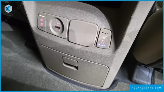 KIA CARNIVAL 9-SEATER PRSTIGE